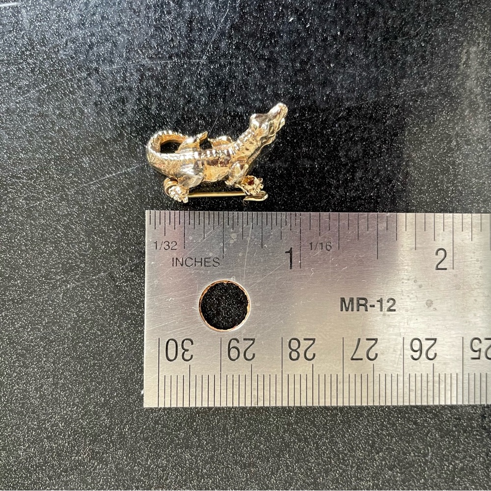*SOLD* Rare Vintage Gold Vermeil Alligator Crocodile Lizard Reptile Brooch Pin - Picture 3 of 14